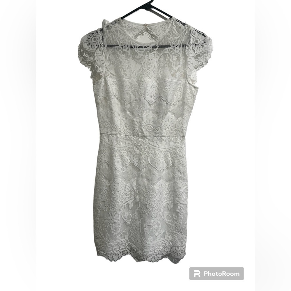 BB Dakota Jayce Lace Shealth Cocktail white Dress